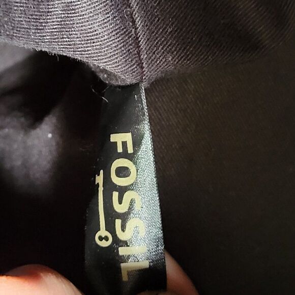 EUC FOSSIL BLACK GENUINE LEATHER SLING BAG MEDIUM - Picture 16 of 16